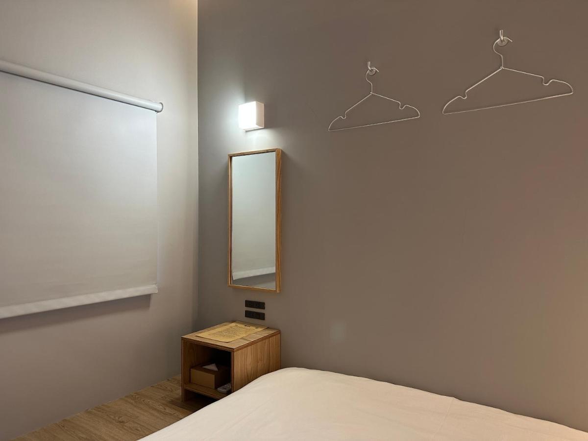 Kw2 Hostel 高雄市 エクステリア 写真